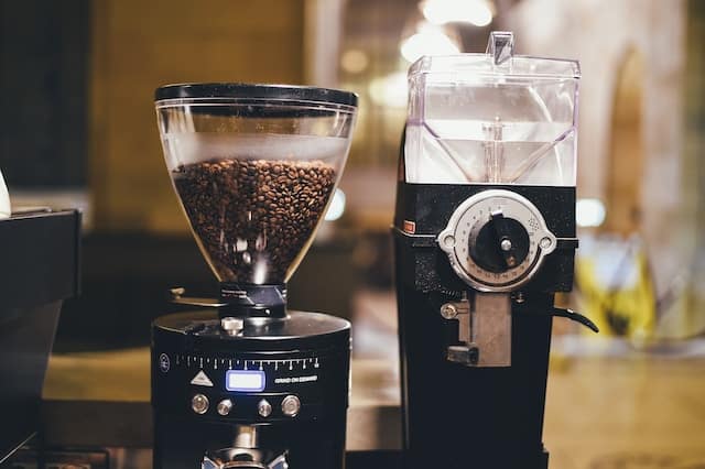 Things You Should Know About Buying a Good Coffee Grinder